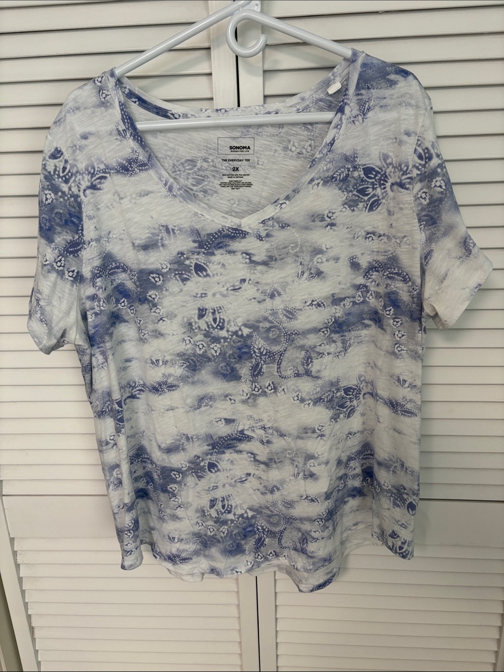 Sonoma White and Blue Short-Sleeve V-Neck Top 2X